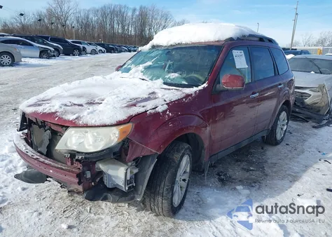 2011 Subaru Forester 2.5X Premium z USA, uszkodzony, nr VIN JF2SHBDC2BH741046
